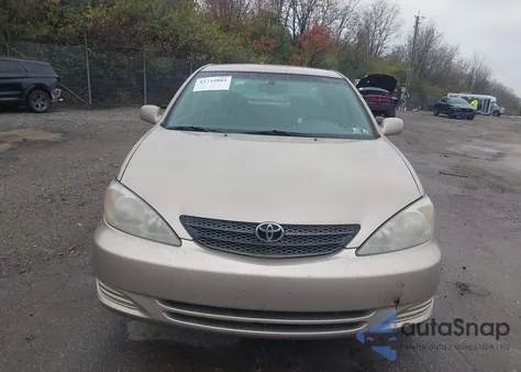 2002 Toyota Camry Xle из США, поврежденный, VIN 4T1BE32KX2U038000